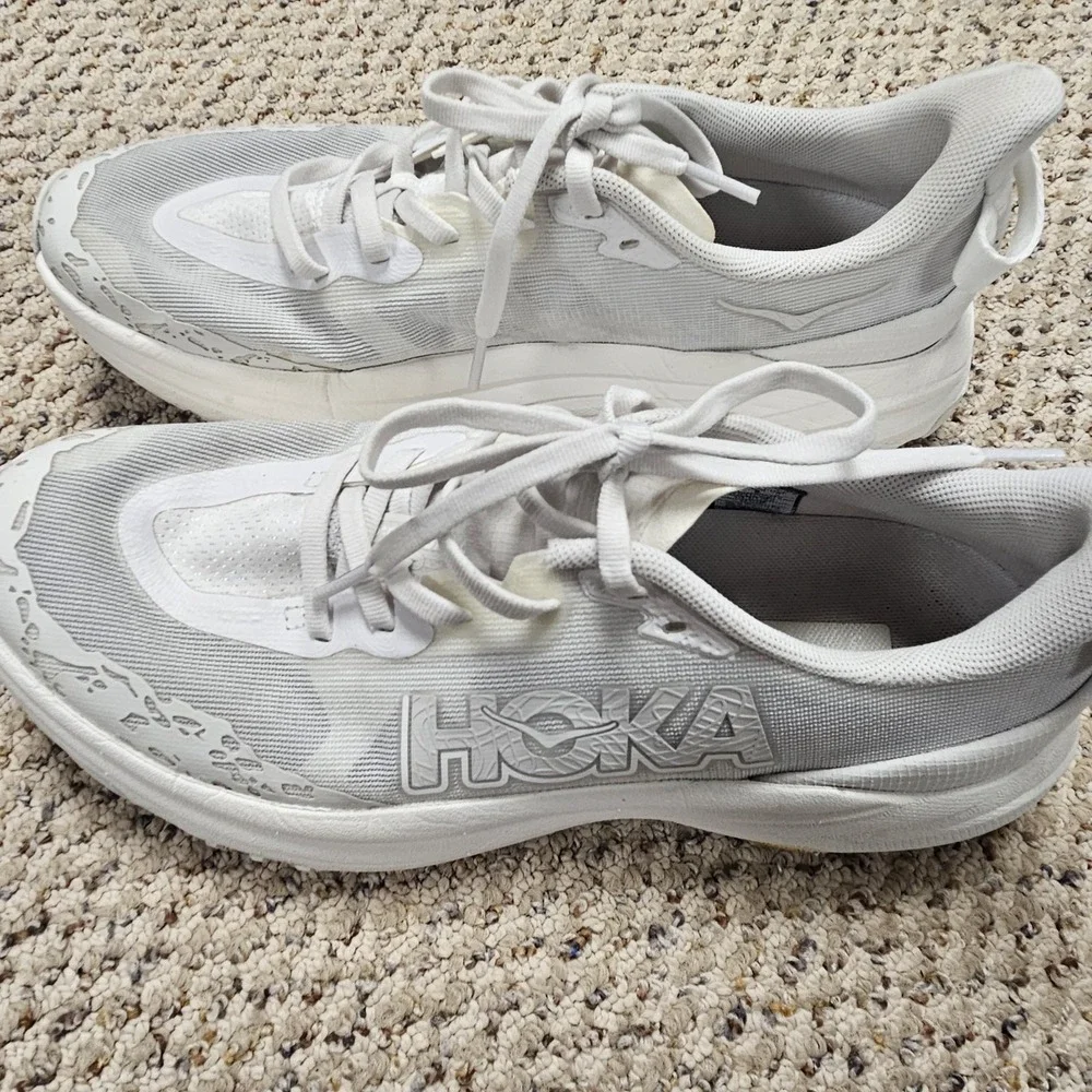 Hoka One One Speedgoat 6 White Women's‎ Size 8.5B Trail Running Athletic Sneaker